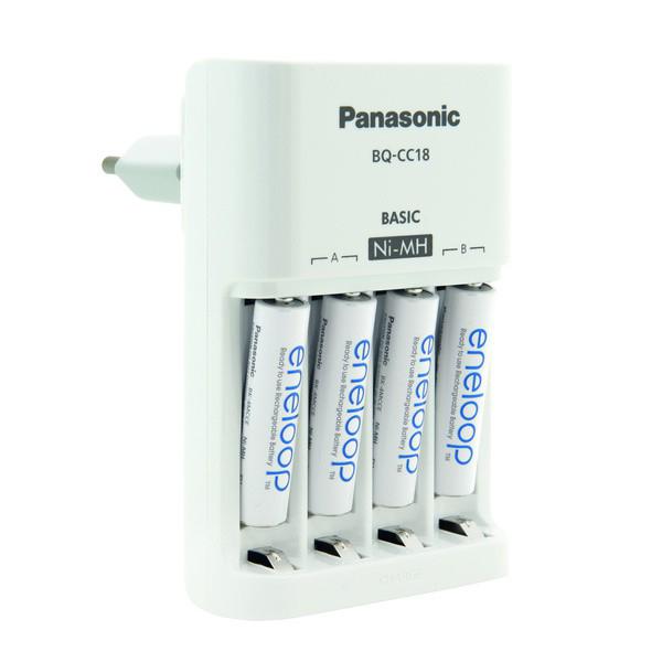 Ladegerät Panasonic Basic Charger KJ51MCC04E mit 4 Stk. Eneloop Micro AAA Akkus